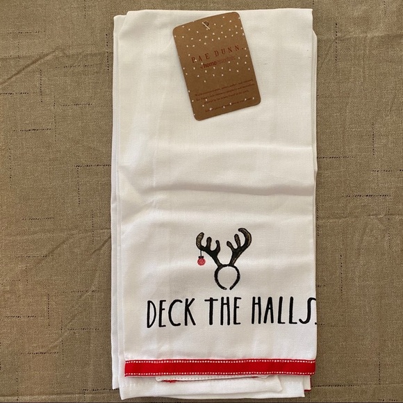 Rae Dunn DECK THE HALLS & FA LA LA Kitchen Towels BRAND NEW!! - Picture 2 of 3